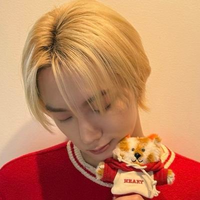 yunhofeel's profile picture