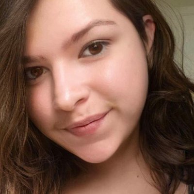 FemaleMacro's profile picture
