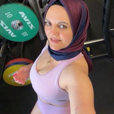 meryem's profile picture