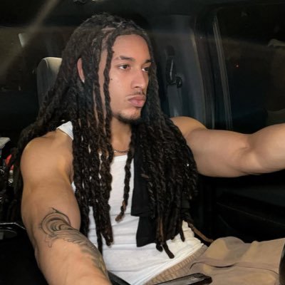 Dee's profile picture