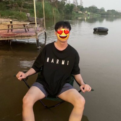 phichya234's profile picture