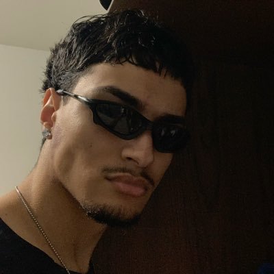 viccenzosz's profile picture