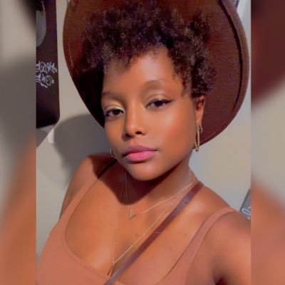 DanielleFudge's profile picture