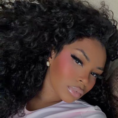 ItGIRL's profile picture