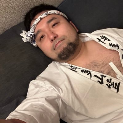 10_six_shack's profile picture