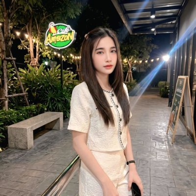 แพร แพรวา (เล่นทวิตนี้ทวิตเดียว)'s profile picture