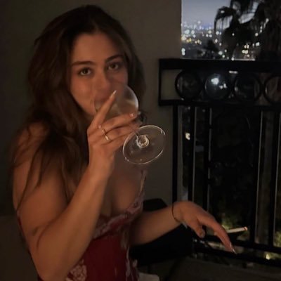 c's profile picture