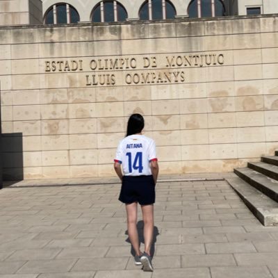 laura's profile picture
