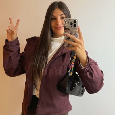 E l u's profile picture