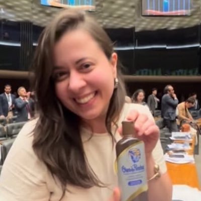 acervo sâmia bomfim's profile picture