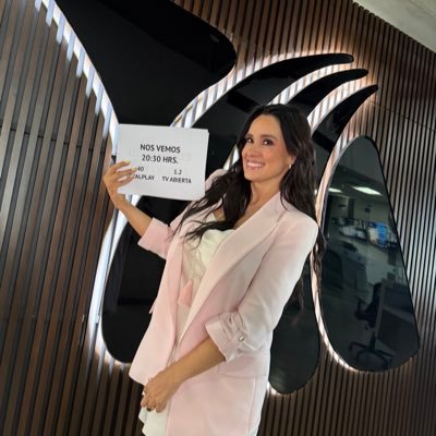 janethleontv's profile picture