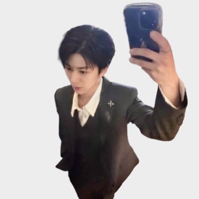 𝑳𝒂.'s profile picture