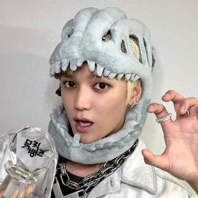 momentofty's profile picture
