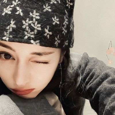 nayizhaan's profile picture