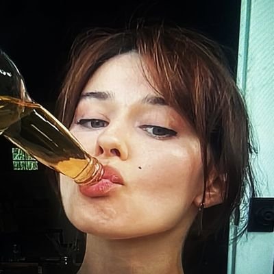 gobblingglitter's profile picture