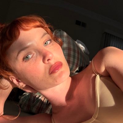 KACY HILL's profile picture