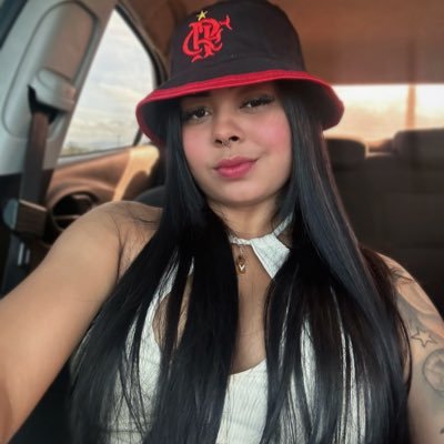 𝑷𝒐𝒕𝒊𝒓𝒂's profile picture