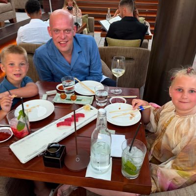 Michael Van Gerwen's profile picture