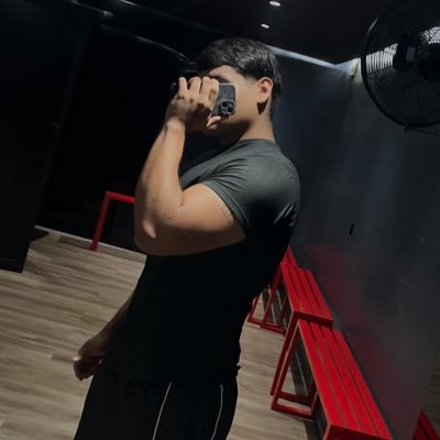 Toy Toy🧸's profile picture