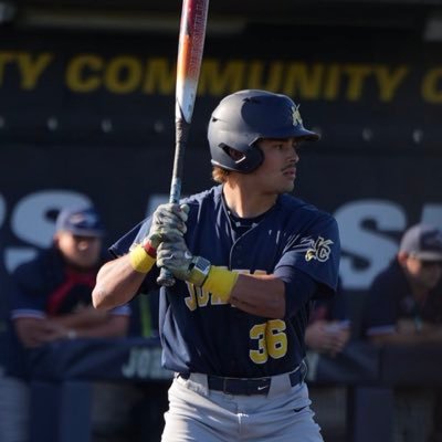 Evan Damario's profile picture