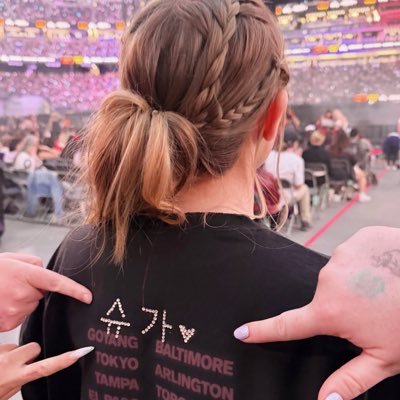 B⁷'s profile picture