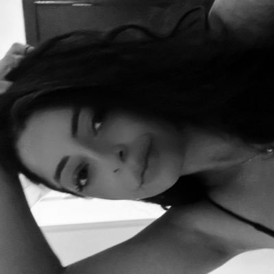 Monica 🔮's profile picture