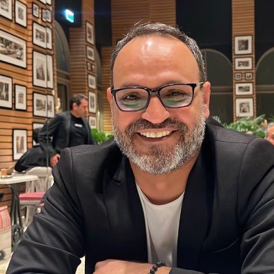 ziad itani's profile picture