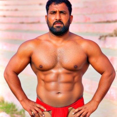 Namat Pehlwan Bhatti's profile picture
