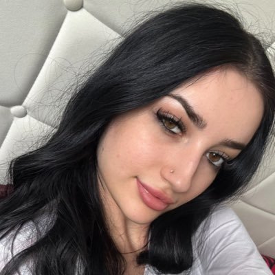 Princess Alina 🩵🫦's profile picture