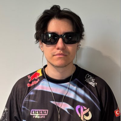 YikeLoL's profile picture