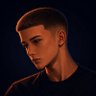 Leo - 15 y/o founder 的头像
