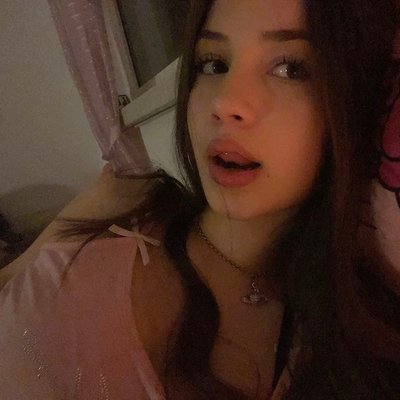 claraaa ღ's profile picture