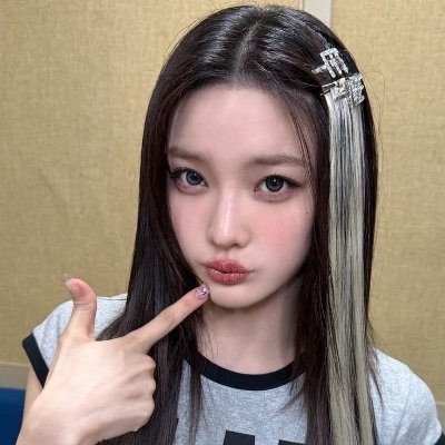 emmy's profile picture