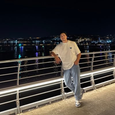 efe's profile picture