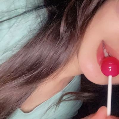 نـ❣ـہآيآ's profile picture