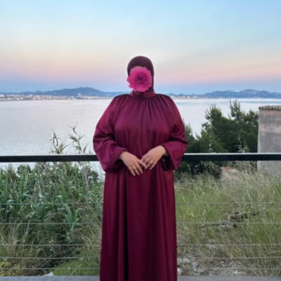 la famosa's profile picture