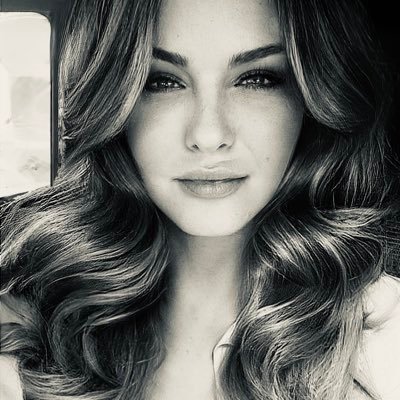 Liz Churchill's profile picture