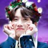 Kpopper Christine 💜🫰 的头像