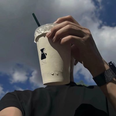 qingniyemendian's profile picture