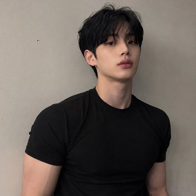 zxcvb693xxtj's profile picture