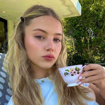 nora.'s profile picture