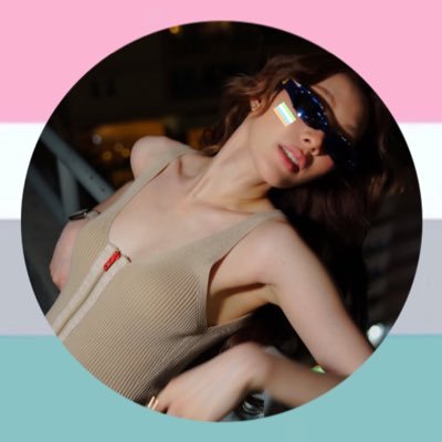 june 🌈 พชรฐากูร's profile picture