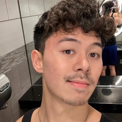 Donny V's profile picture