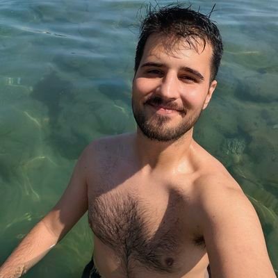 b.'s profile picture
