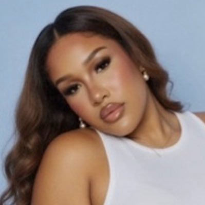 flygirlkhi's profile picture