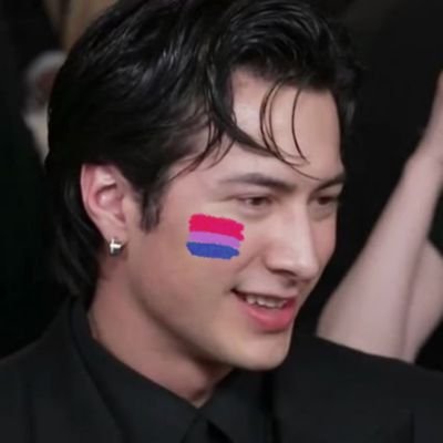 Nat ᥫ᭡'s profile picture