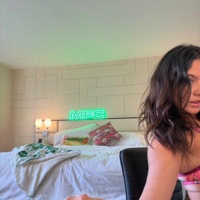Foxxy Love's profile picture