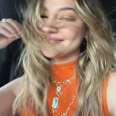 isycoments's profile picture