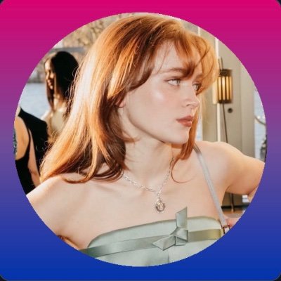 em ⋆ ★ SOTR ERA !'s profile picture