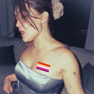 leatinseason's profile picture